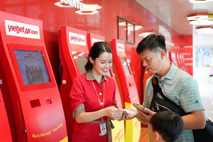 Vietjet tạo môi trường làm việc chuyên nghiệp bằng chính sách ưu việt - 3