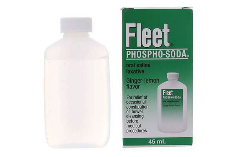 Trước khi nội soi, mọi người thường phải uống 2 liều Fleet Phospho