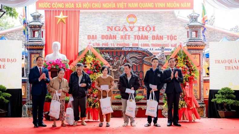 Đồng chí Nguyễn Xuân Thắng: Ngày hội Đại đoàn kết toàn dân tộc đã trở thành nét đẹp văn hóa ảnh 19