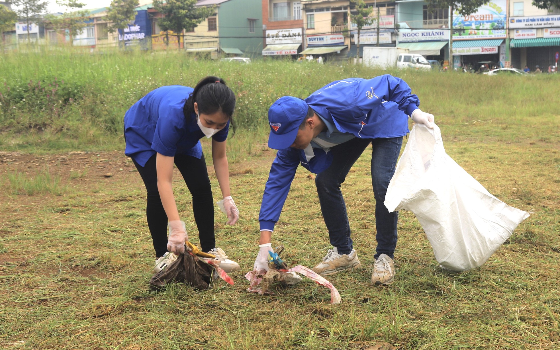 Tuổi trẻ Lâm Đồng thực hiện nhiều hoạt động vì cộng đồng mừng lễ hội lớn ảnh 5