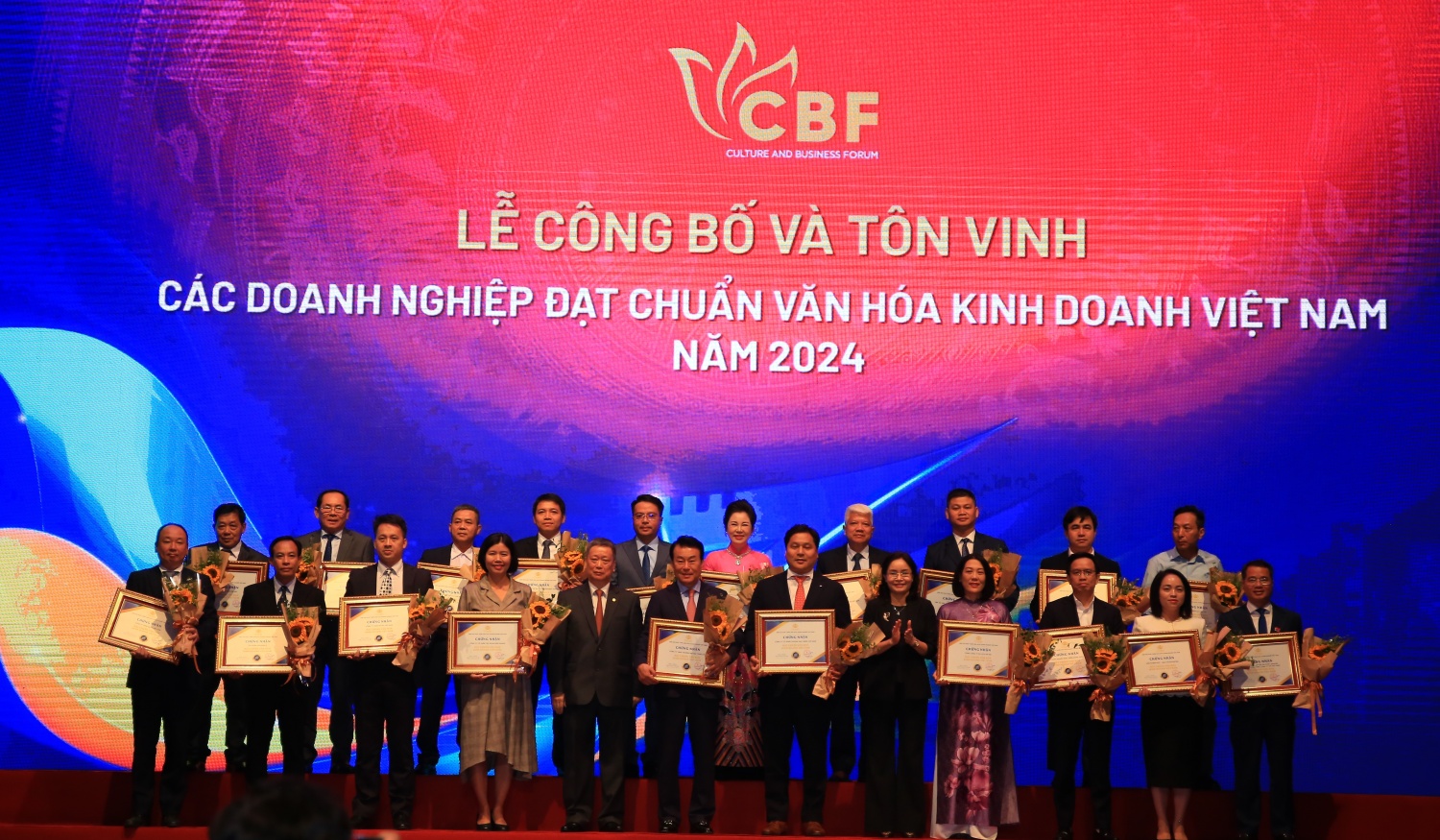 Petrovietnam có thêm 4 đơn vị đạt chuẩn văn hoá kinh doanh Việt Nam năm 2024