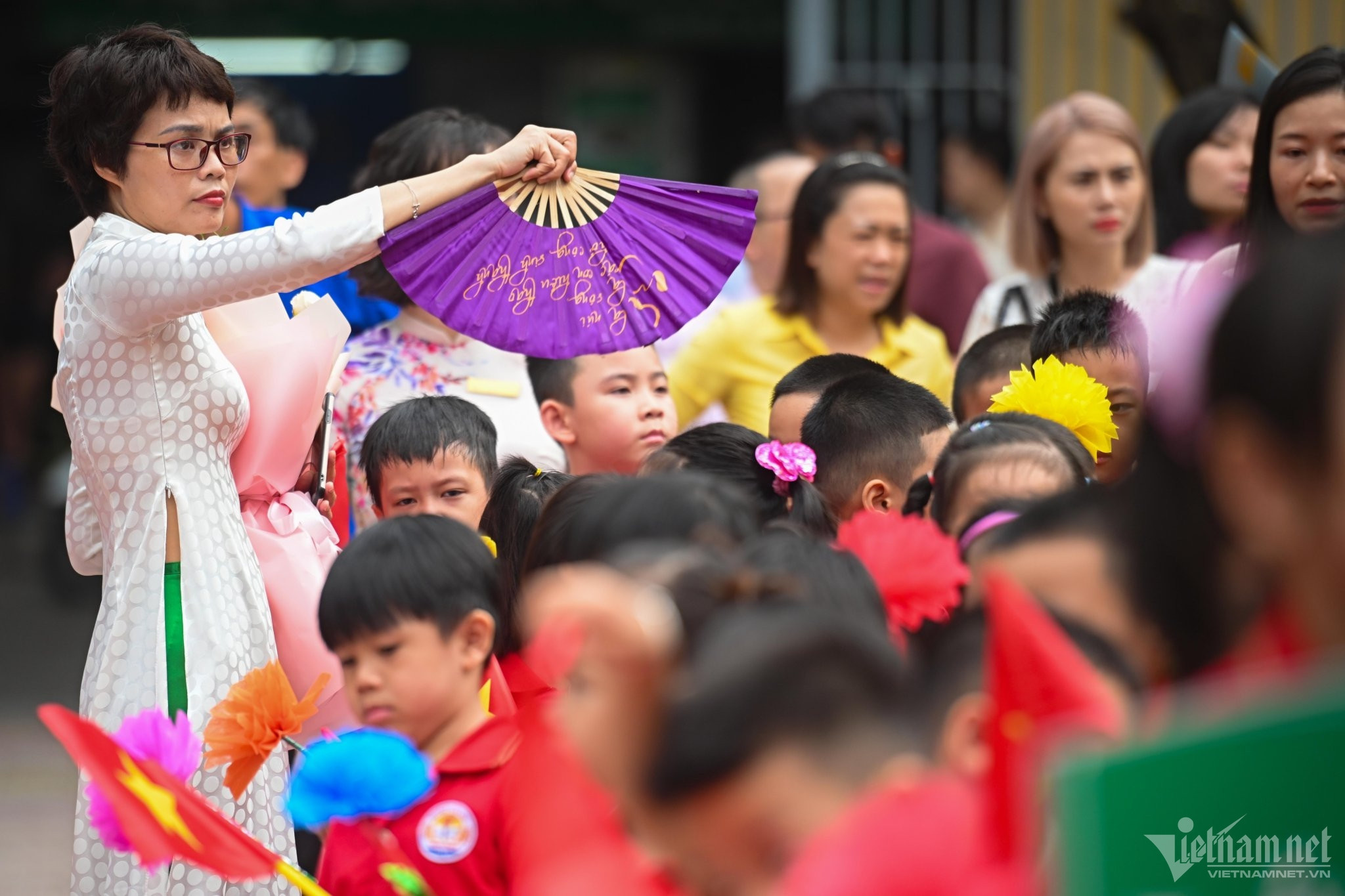 Những lời chúc ngày 20/11 dành cho mẹ, vợ và người yêu là giáo viên