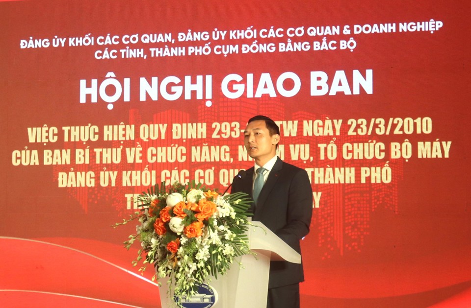 Bí thư Đảng ủy Khối các cơ quan TP Hà Nội Doãn Trung Tuấn phát biểu khai mạc hội nghị