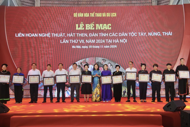 Bế mạc Liên hoan nghệ thuật hát Then, đàn Tính các dân tộc Tày, Nùng Thái lần thứ VII  - Ảnh 2.