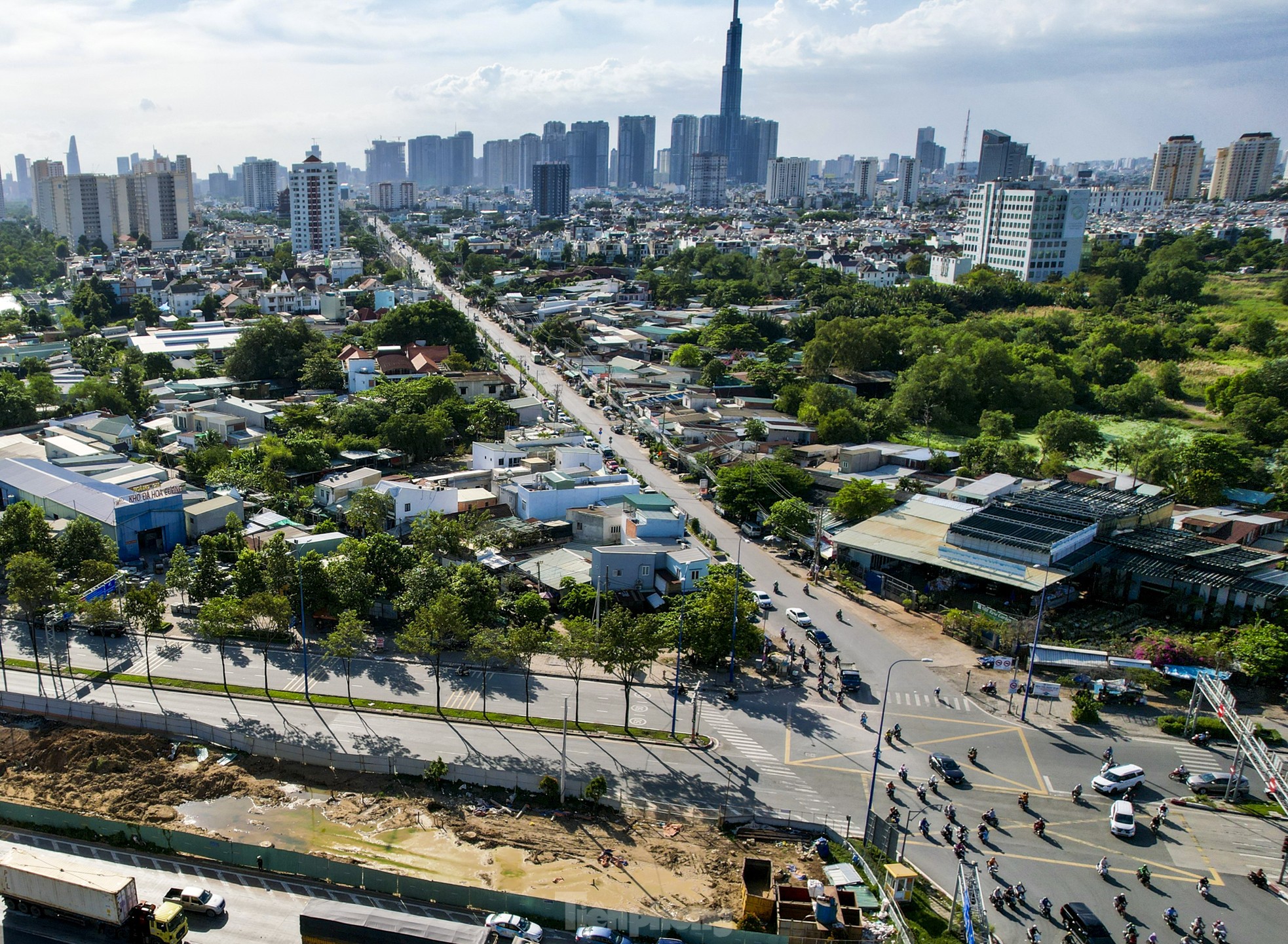 Thi công mở rộng 2,5km đường Lương Định Của: Vẫn ngổn ngang sau 9 năm ảnh 15