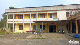 W-3Banyak kantor pusat yang terbengkalai di Ninh Binh.jpg