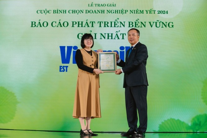 Vinamilk tiếp tục giành Giải nhất Báo cáo phát triển bền vững và kéo dài thành tích 12 năm liên tiếp nằm trong Top 3