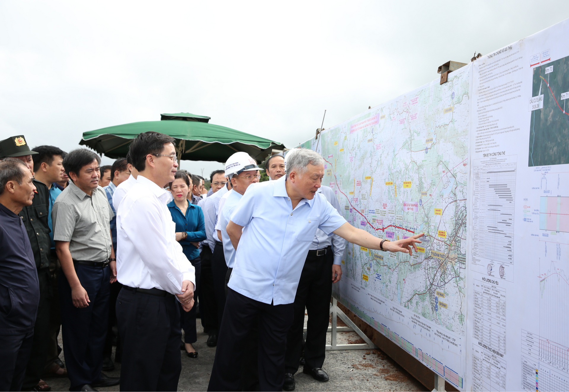 Tập trung tháo gỡ khó khăn, bảo đảm tiến độ Dự án cao tốc Khánh Hòa-Buôn Ma Thuột- Ảnh 2.