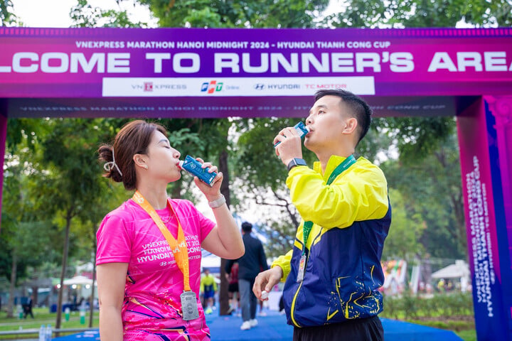 Vinamilk tài trợ '132 kg đạm' cho 11.000 runner VnExpress Marathon Hà Nội - 2