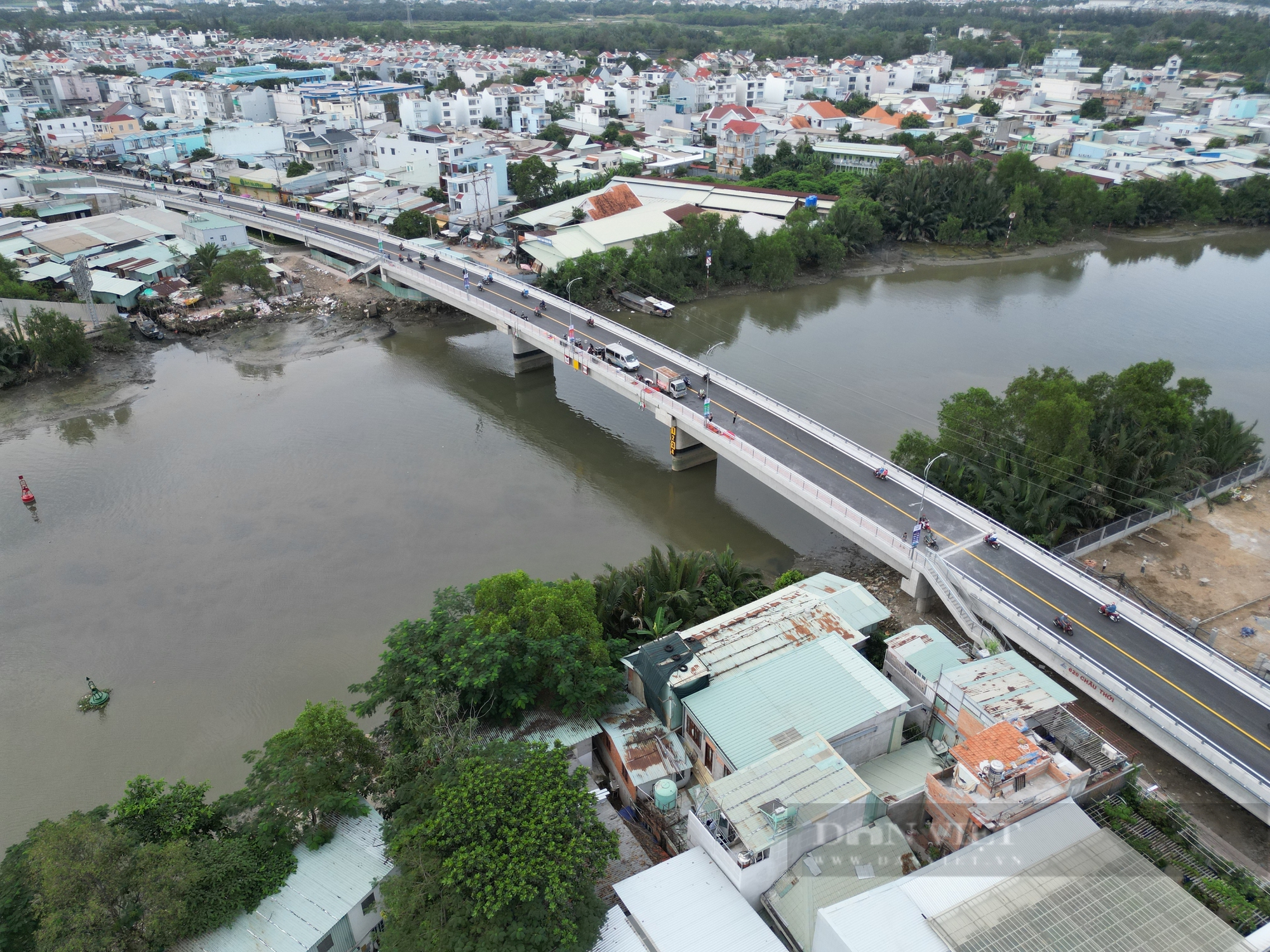 Cầu cửa ngõ khu Nam TP.HCM về đích, người dân phấn khởi hy vọng hết tắc đường- Ảnh 6.