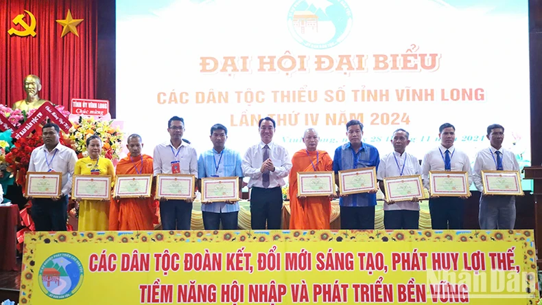 Đại hội đại biểu các dân tộc thiểu số tỉnh Vĩnh Long lần thứ 4 năm 2024 ảnh 4