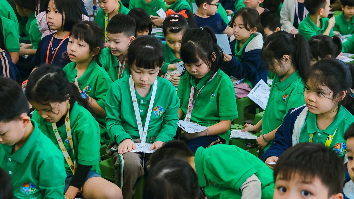 [Ảnh] Học sinh chung tay lan tỏa tình yêu với sách ảnh 2