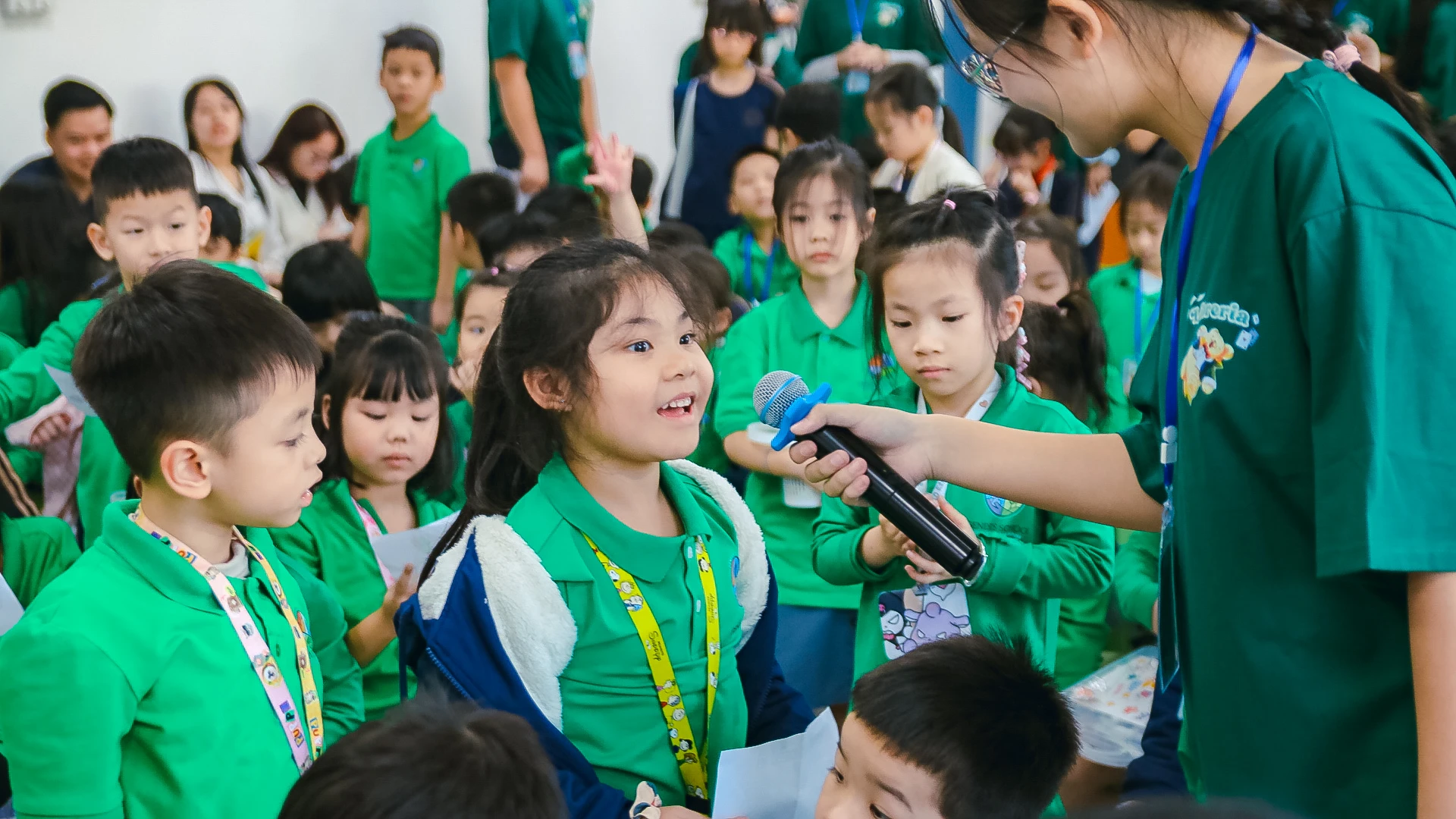 [Ảnh] Học sinh chung tay lan tỏa tình yêu với sách ảnh 3