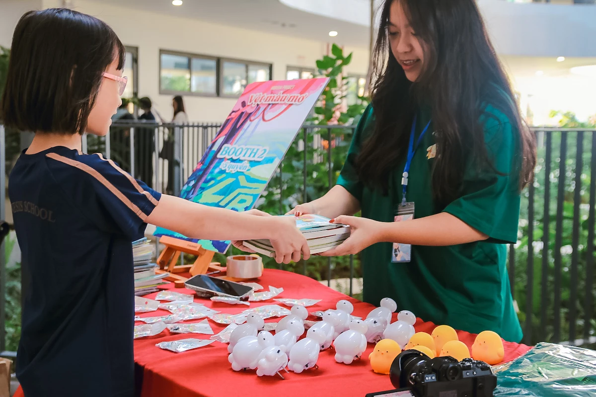 [Ảnh] Học sinh chung tay lan tỏa tình yêu với sách ảnh 8