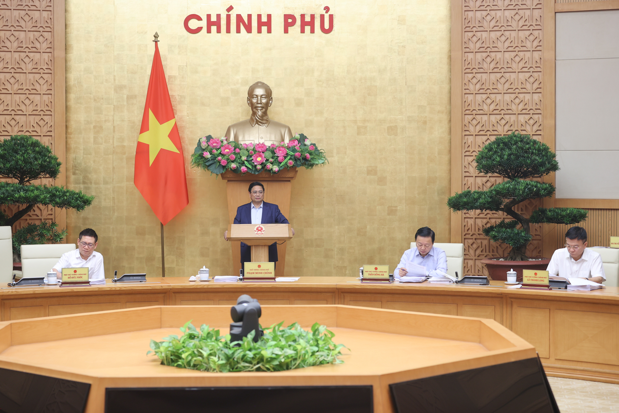 https://cdn.vietnam.vn/wp-content/uploads/2024/11/Bo-truong-Nguyen-Hong-Dien-neu-cac-giai-phap-de.jpg