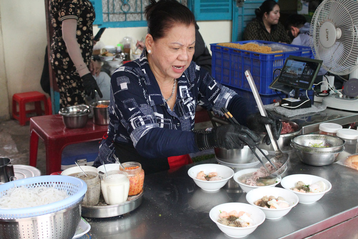 'Bún chửi' cô Huyền: Nghe chửi cũng vui mà - Ảnh 3.