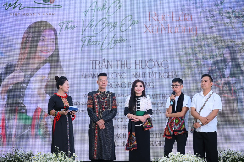 Image Thanh Hương image beautiful image beautiful image beautiful image beautiful image beautiful image beautiful image beautiful image beautiful image beautiful image beautiful - Singer Tran Thu Huong sings in praise of the beauty of the ...