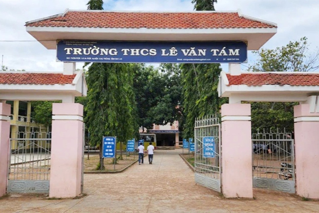 Cả tháng hiệu trưởng không đến trường, loạt giáo viên bị nợ lương - 1