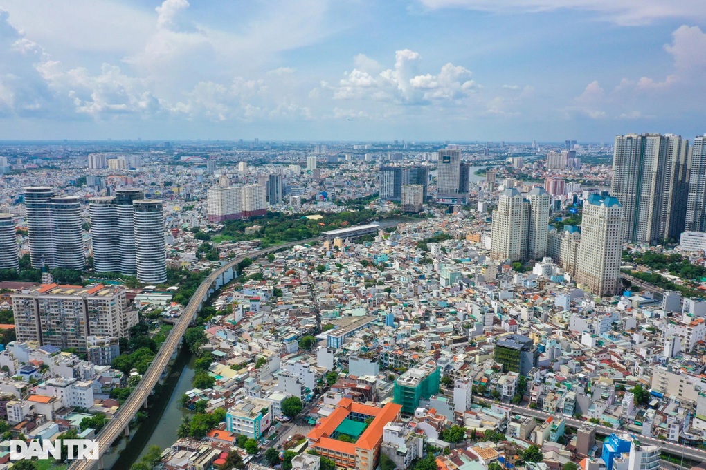 Chuyên gia: Giá nhà đất Hà Nội tăng nóng gây nhiều hệ lụy - 1