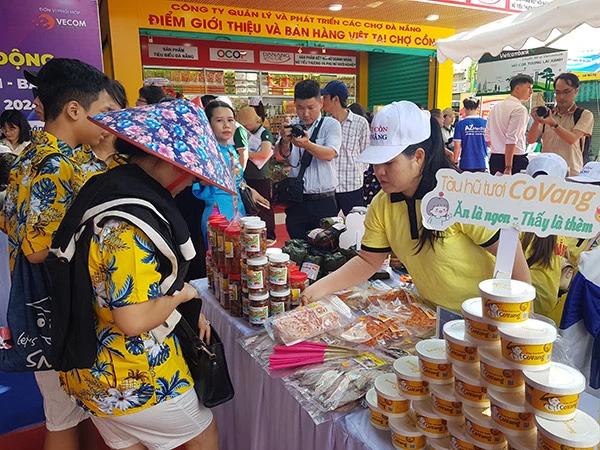 UBND TP Đà Nẵng  yêu cầu kiểm tra, phát hiện kịp thời và xử lý nghiêm các trường hợp tiểu thương có hành vi đầu cơ, găm hàng hoặc lợi dụng thiên tai để nâng giá bất hợp lý trong các tháng cuối năm 2024.