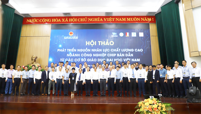 Đại học Đà Nẵng đào tạo nguồn nhân lực chất lượng cao cho các tỉnh vùng Bắc Trung Bộ và Duyên hải Trung Bộ (e ko vào đc phần chú thích để note: Vị trí đăng: Chính chuyên mục, thời gian 7h30 sáng 14/1) -0