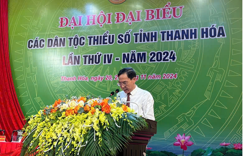 Ông Đầu Thanh Tùng – Phó Chủ tịch UBND tỉnh Thanh Hóa, Trưởng Ban chỉ đạo Đại hội đại biểu các DTTS tỉnh Thanh Hóa lần thứ IV điều hành chương trình phiên trù bị Đại hội 