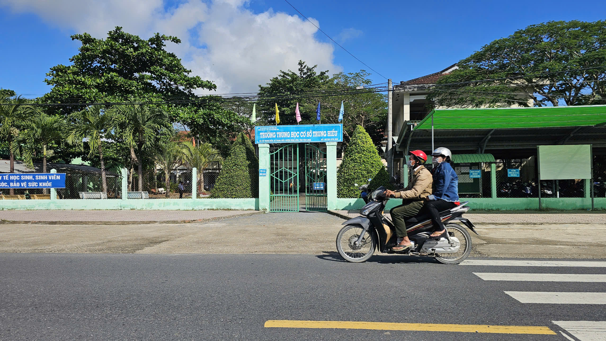 Đề nghị kỷ luật cảnh cáo hiệu trưởng vì che giấu việc học sinh đánh nhau- Ảnh 1.