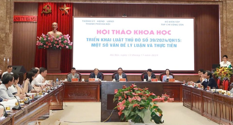 Quang cảnh hội thảo