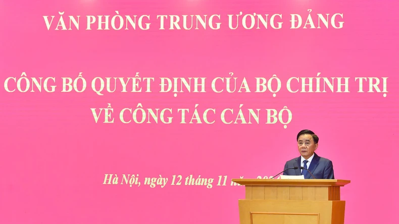 Đồng chí Trần Cẩm Tú phát biểu giao nhiệm vụ. Ảnh: Thuỷ Nguyên/Báo Nhân dân