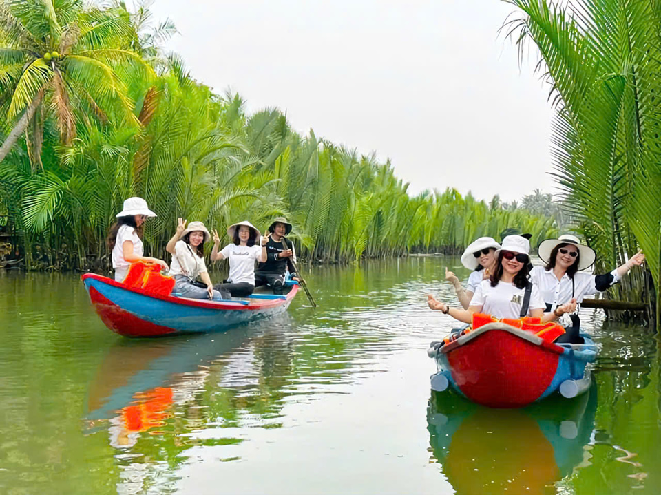 Phát triển du lịch là một trong những nhiệm vụ trọng tâm của giai đoạn 2020 - 2025.