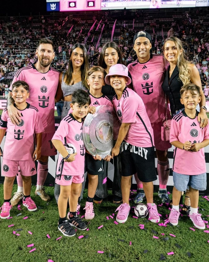 Gia đình Messi và Suarez ăn mừng chức vô địch Supporters' Shield cùng Inter Miami.