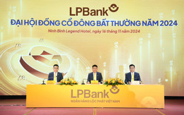 LPBank کے شیئر ہولڈرز کی میٹنگ.jpg