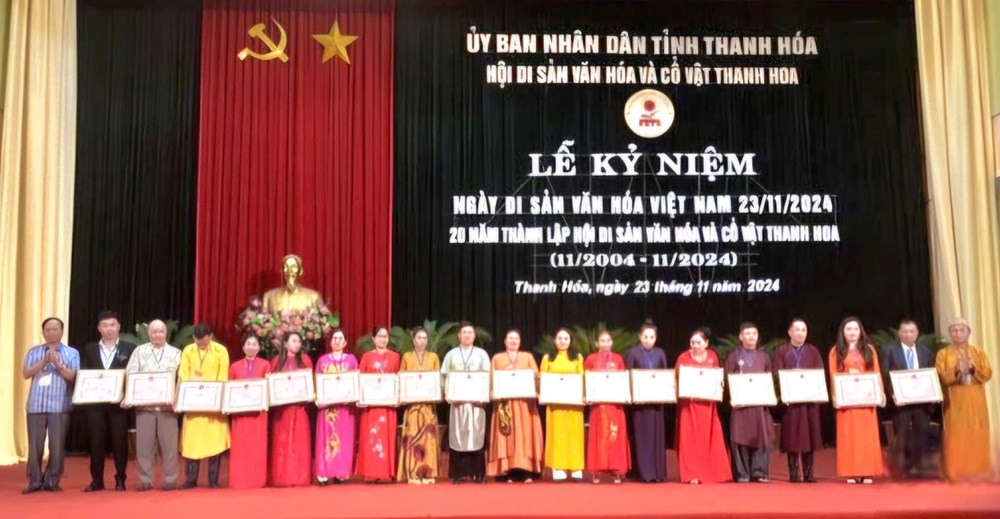 Kỷ niệm 20 năm thành lập Hội Di sản văn hóa và Cổ vật Thanh Hoa - ảnh 1