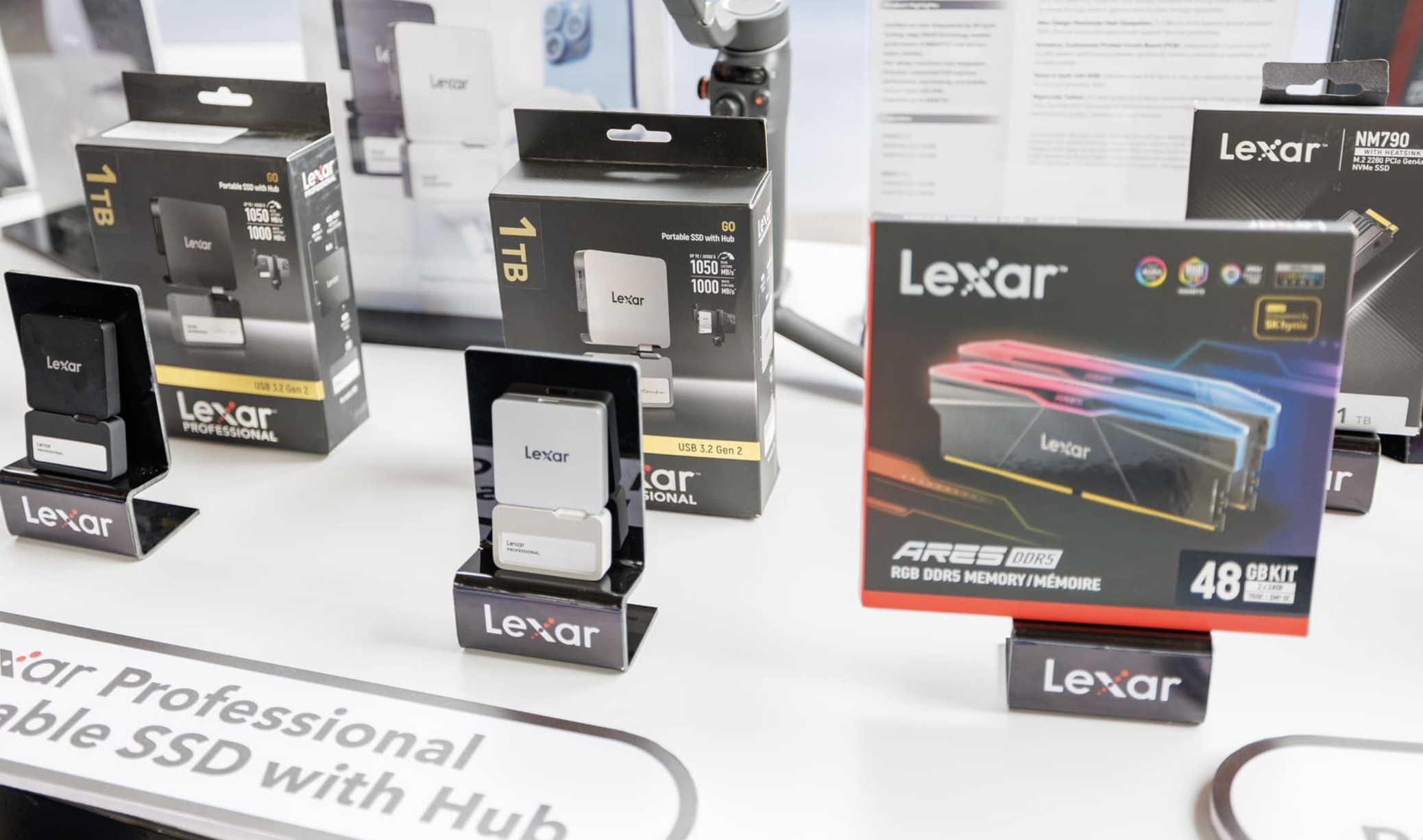 Lexar ra mắt dòng SSD di động và bộ nhớ RAM mới- Ảnh 1.