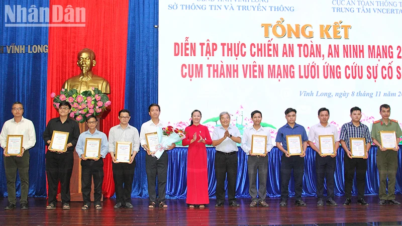 Những rủi ro lộ lọt thông tin và phòng, chống lừa đảo trực tuyến - Ảnh 1.