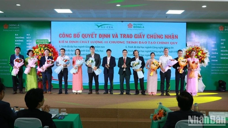 Trường đại học Đông Á Đà Nẵng có thêm 8 chương trình đào tạo chính quy đạt chuẩn chất lượng ảnh 2