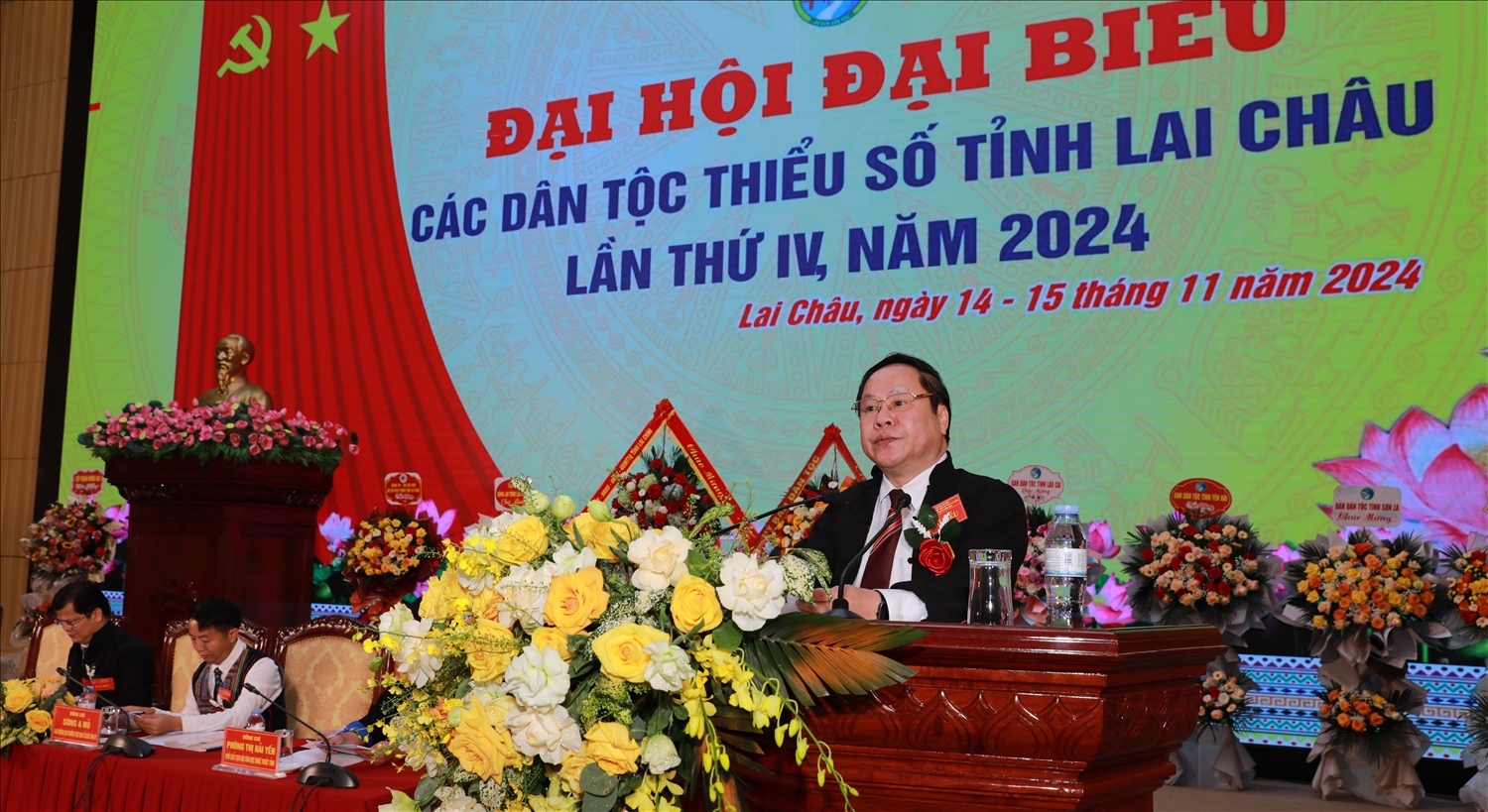 Ông Tống Thanh Hải, Phó Chủ tịch Thường trực UBND tỉnh, Trưởng Ban chỉ đạo đại hội phát biểu khai mạc 