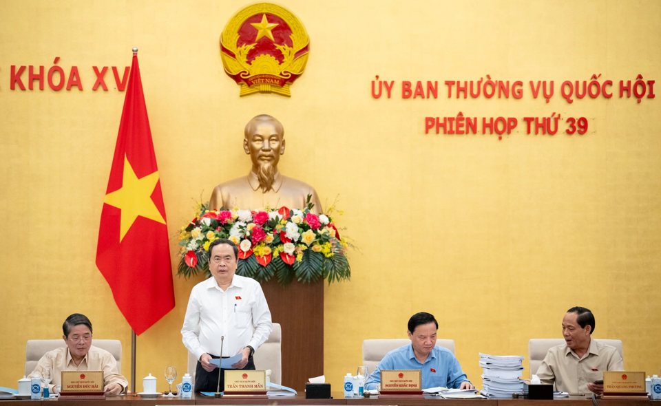 Chủ tịch Quốc hội Trần Thanh Mẫn phát biểu khai mạc phiên họp 39 của Ủy ban Thường vụ Quốc hội. Ảnh: Quochoi.vn