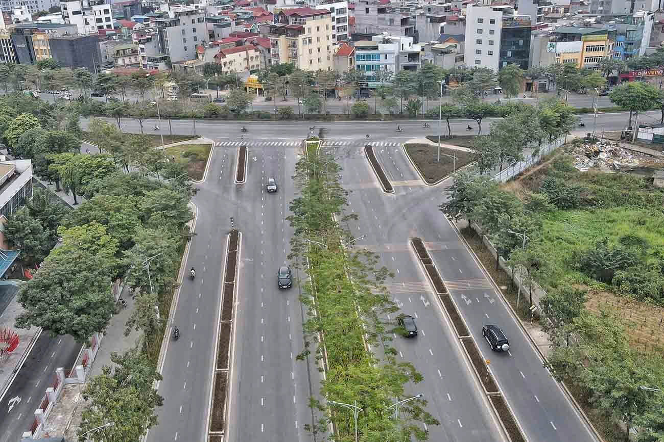 Tiến độ tuyến đường 10 làn xe nối Tây hồ Tây với Sơn Tây- Ảnh 1.