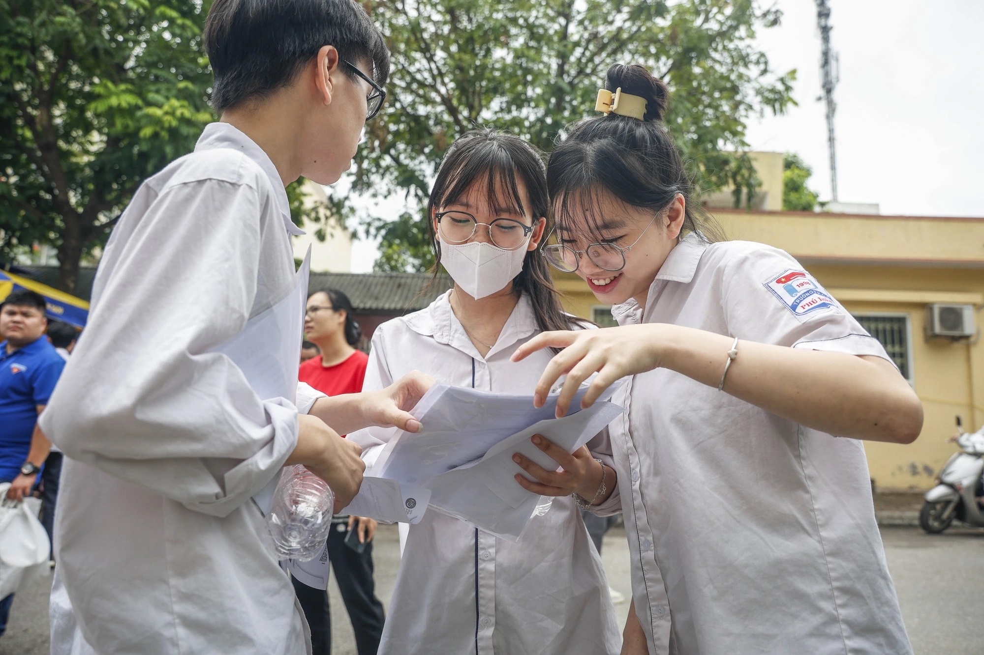 Tranh luận sôi nổi về môn thi thứ 3 vào lớp 10- Ảnh 1.