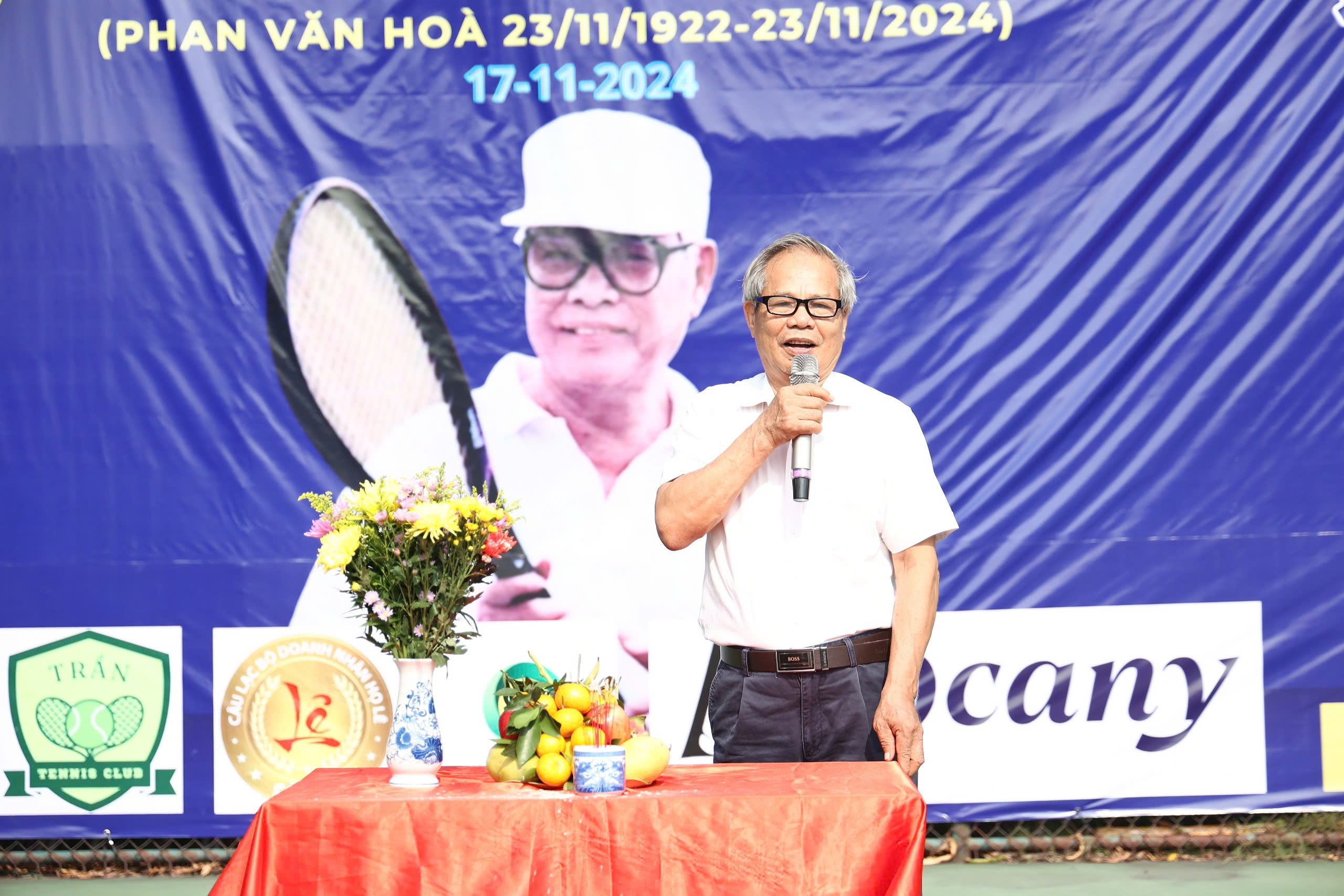 Tranh tài hấp dẫn tại giải tennis kỷ niệm ngày sinh cố Thủ tướng Võ Văn Kiệt- Ảnh 1.