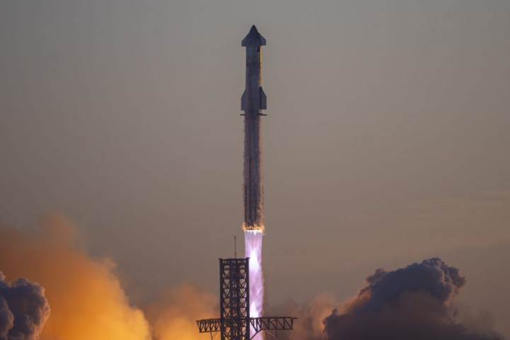 Tên lửa Starship của SpaceX. (Ành: SpaceX)