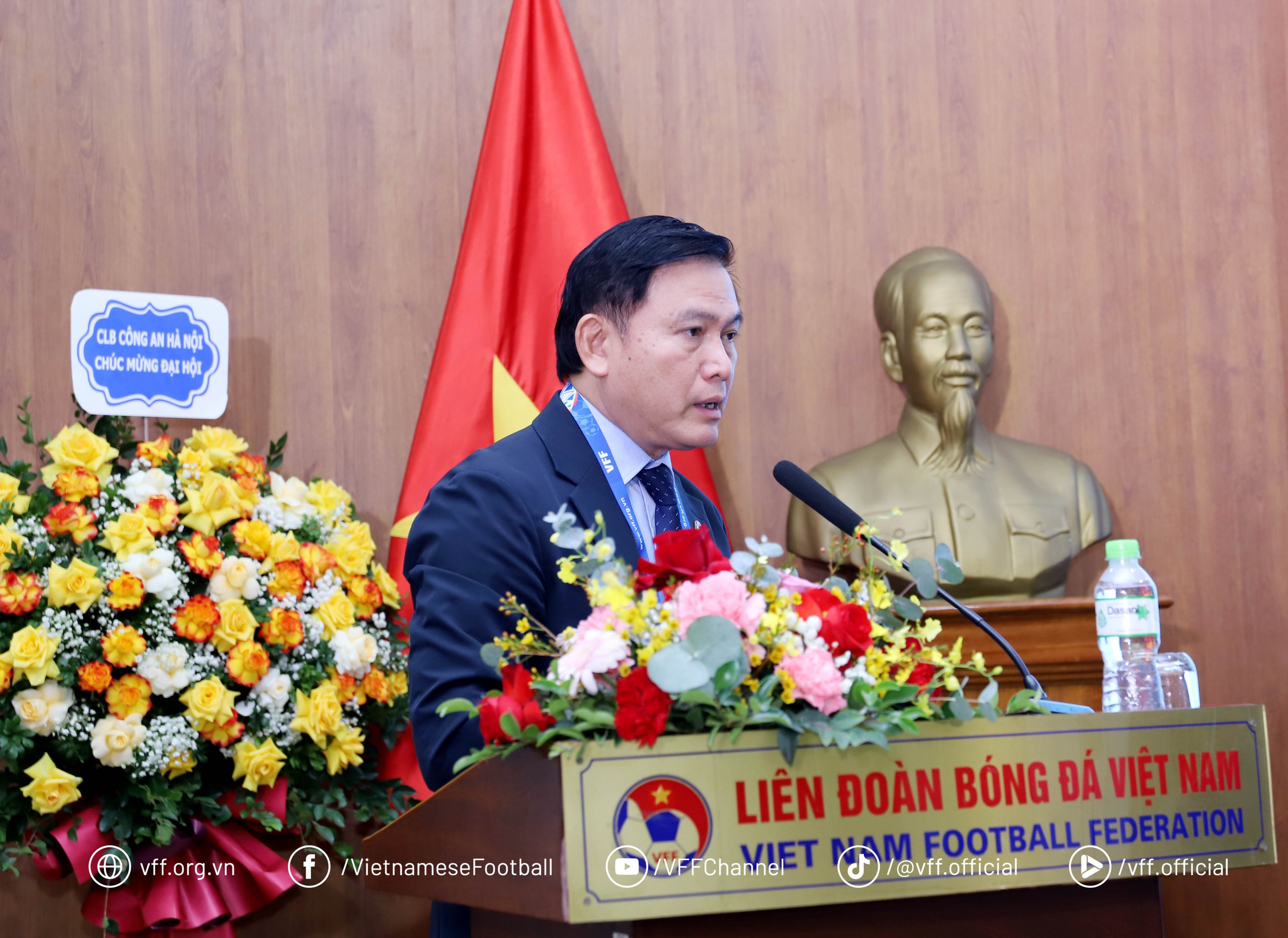 VFF báo cáo FIFA trường hợp Nguyễn Xuân Son, đội tuyển Việt Nam nín thở chờ hồi âm- Ảnh 2.