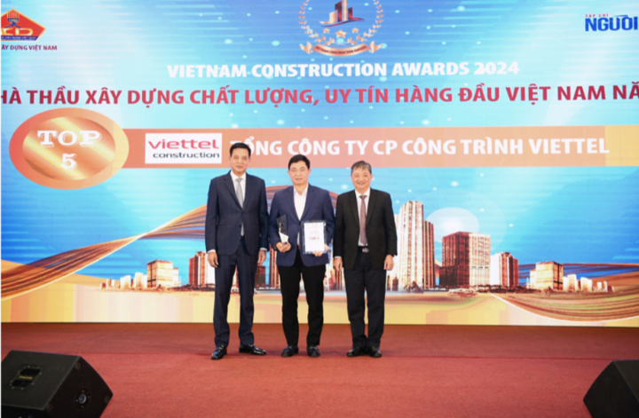 Viettel Construction đạt giải thưởng Top 5 Nhà thầu uy tín, chất lượng 2024. (Nguồn ảnh: Viettel Construction)