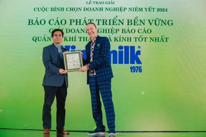 2024 là năm thứ 3 liên tiếp, Vinamilk đón nhận Giải Doanh nghiệp báo cáo quản lý khí thải nhà kính tốt nhất.