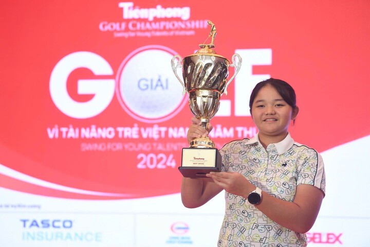 Tiền Phong Golf Championship 2024 khép lại với ngôi vô địch thuộc về vận động viên mới 12 tuổi Nguyễn Bảo Châu.