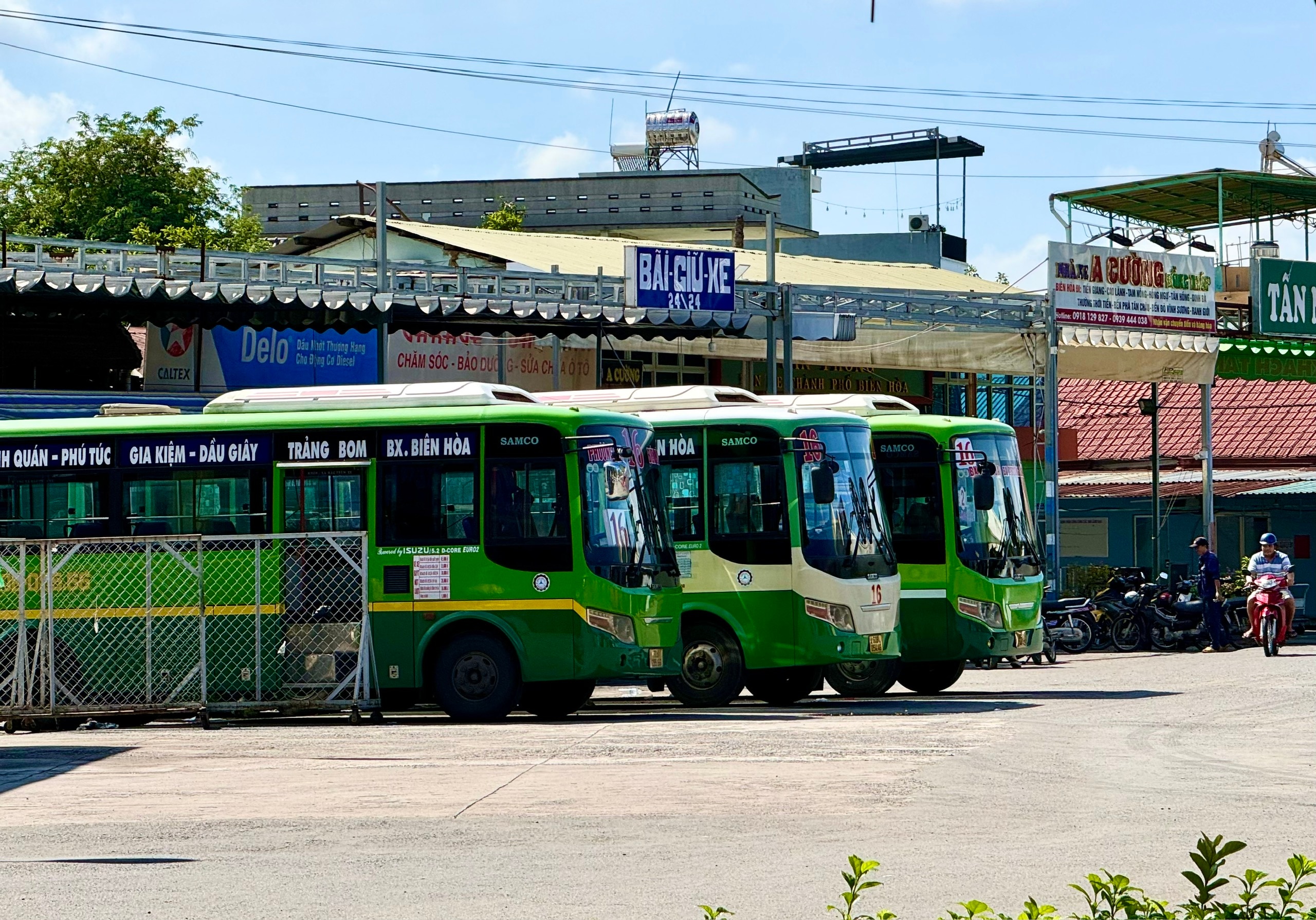 Xem xét bổ sung 5 tuyến xe buýt kết nối giữa TP.HCM và sân bay Long Thành- Ảnh 1.