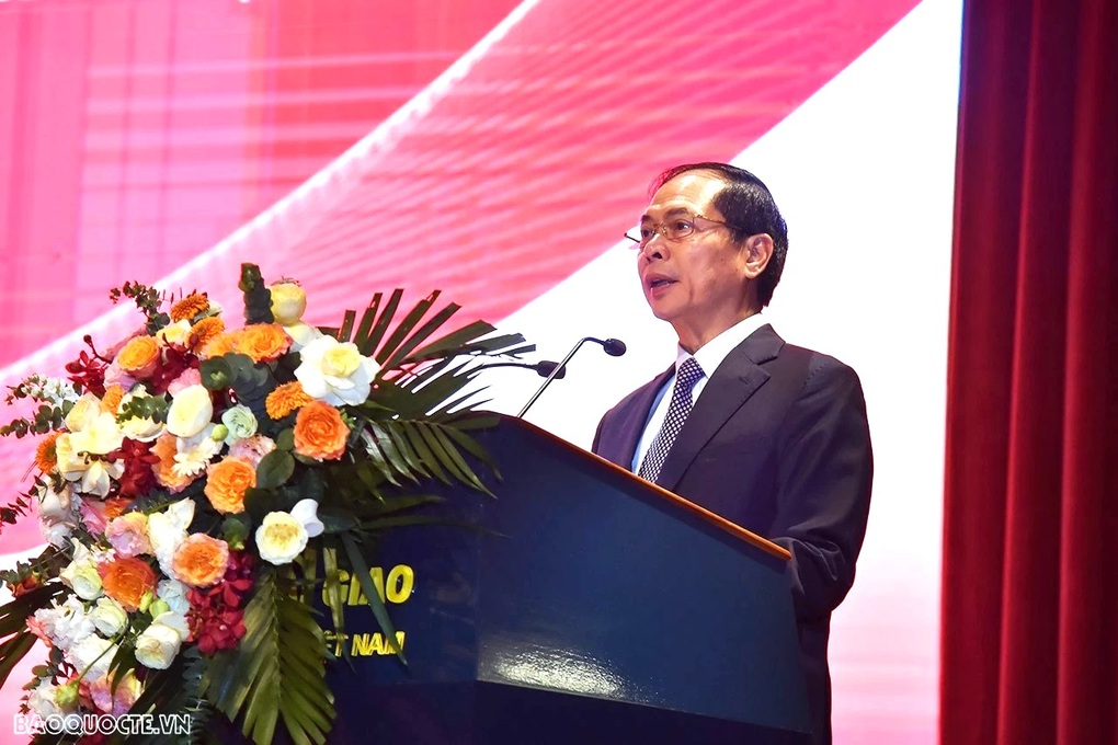 Looking back at 25 years of the Vietnam - China Land Border Treaty - 1 Nhìn lại 25 năm Hiệp ước về biên giới đất liền Việt Nam - Trung Quốc - 1