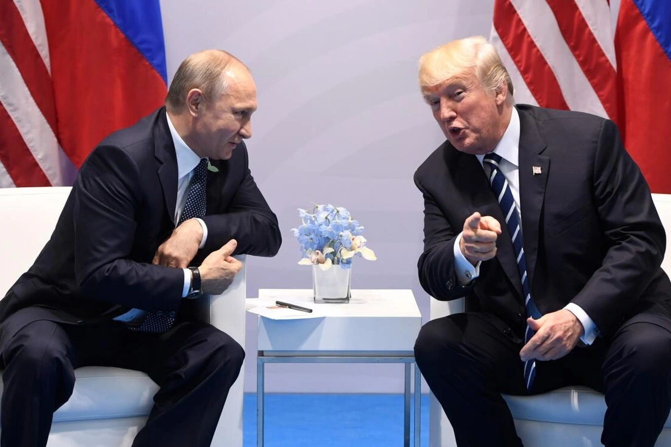 Ông Putin chúc mừng ông Trump, tuyên bố sẵn sàng đối thoại - 1