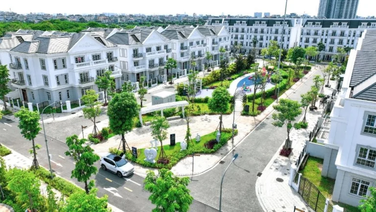 Advantages of semi-detached villas in Eurowindow Twin Parks urban area